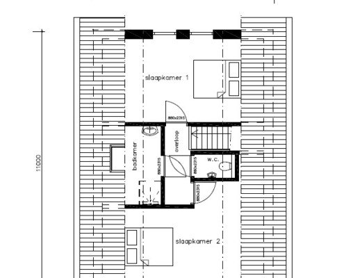 Plattegrond van de begane grond van een woning met kap, ontworpen met staalframe door Regio-Huis. De indeling biedt een praktische en ruime woonruimte, ideaal voor een comfortabele gezinswoning.